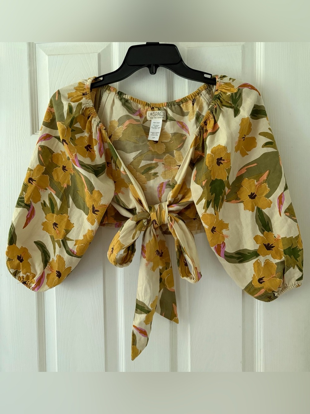 l*space Yellow Floral Tie-Front Puff Sleeve Crop Top
